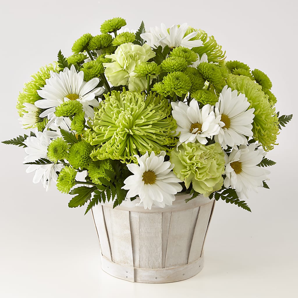 Lucky Charm Basket (Standard) – Fleuriste Rive Sud, Longueuil PQ
