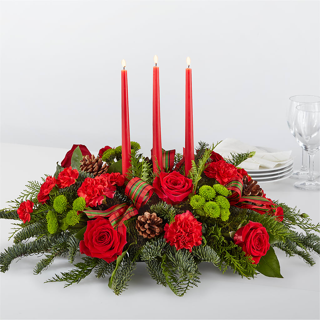 By the Candlelight Centerpiece – Fleuriste Rive Sud, Longueuil PQ