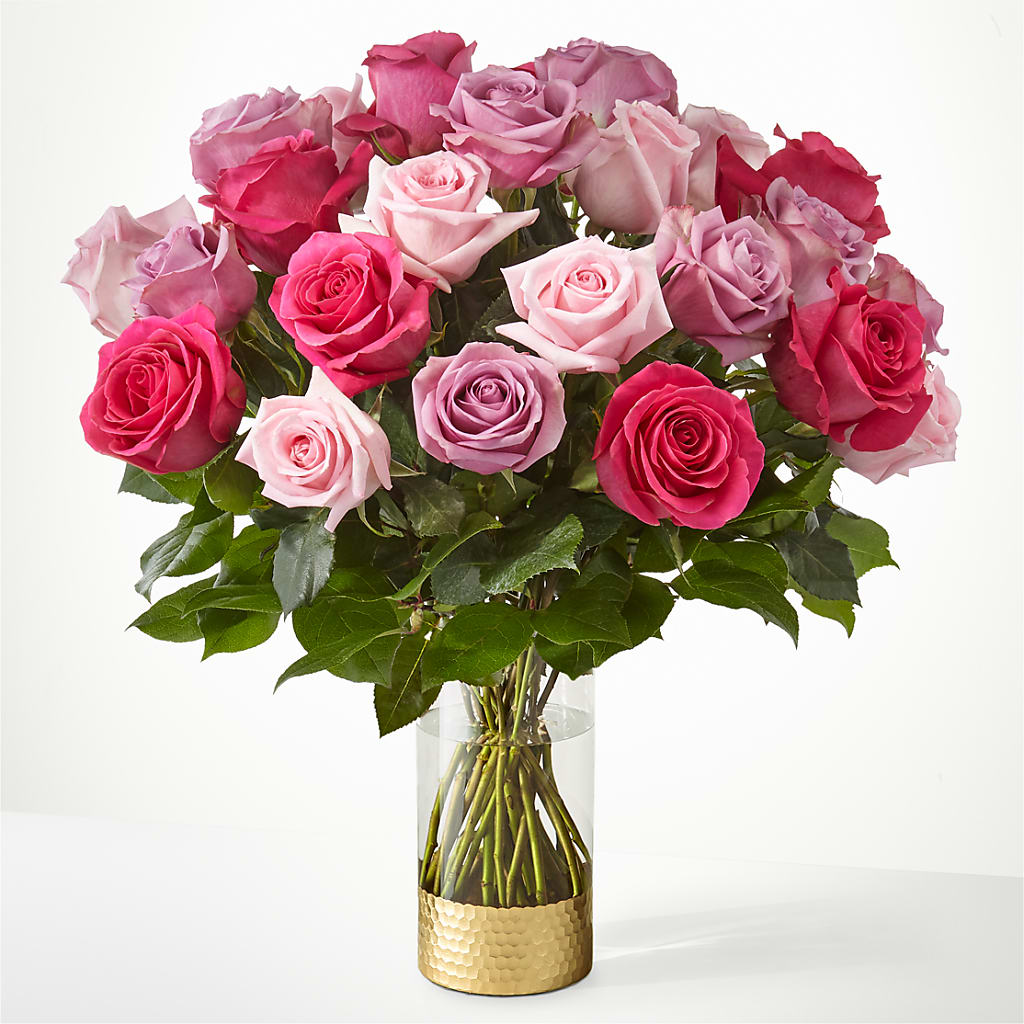 Pure Beauty Mixed Roses – Fleuriste Rive Sud, Longueuil PQ