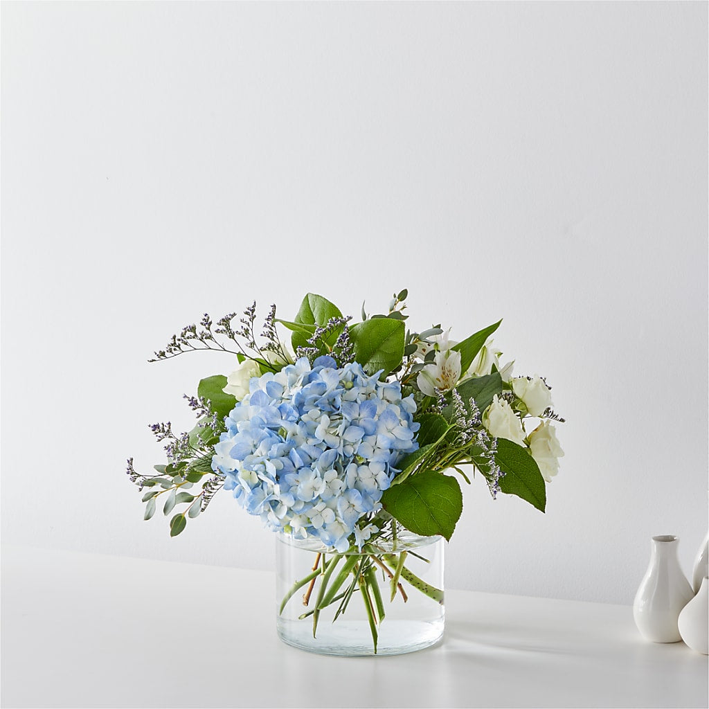 Coastal Blossom Bouquet – Fleuriste Rive Sud, Longueuil PQ
