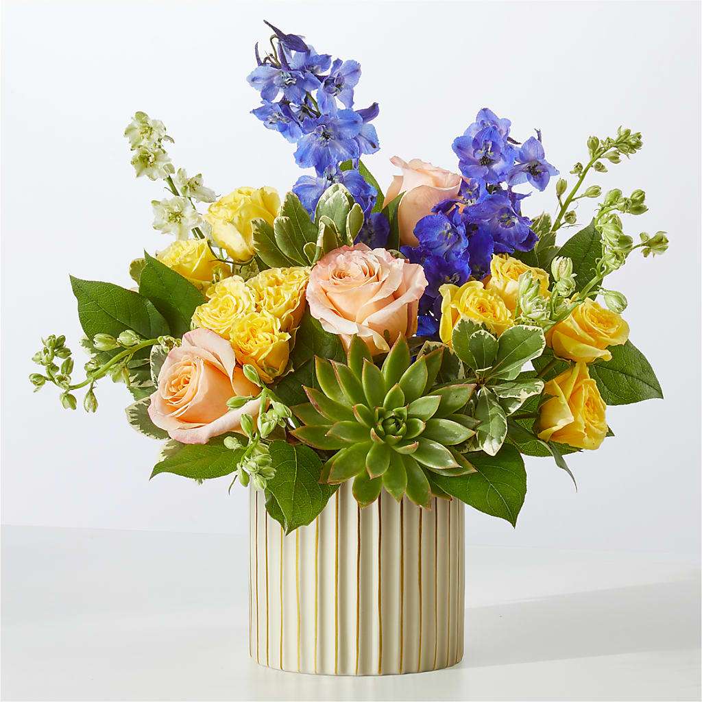 Cobalt Reverie Bouquet – Fleuriste Rive Sud, Longueuil PQ