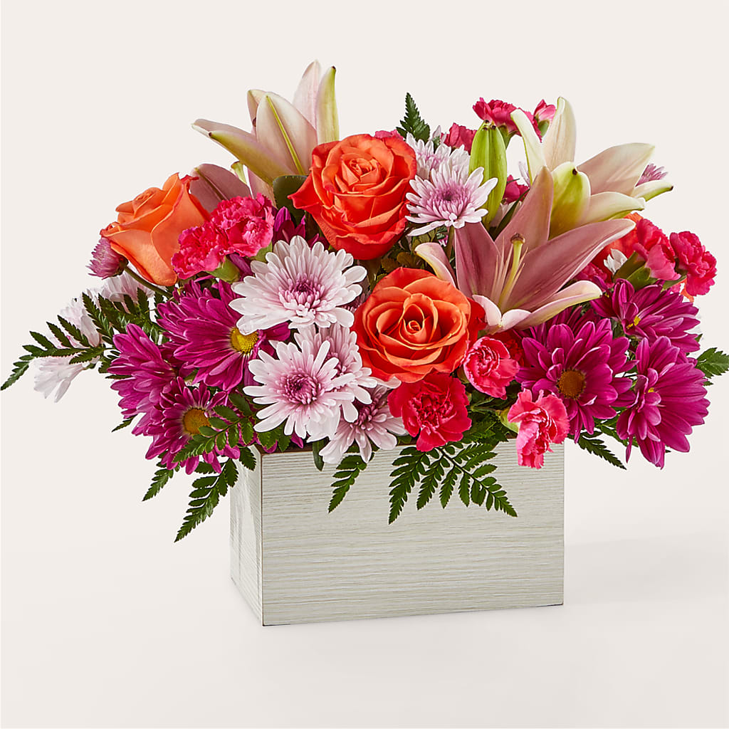 Light of My Life Box Bouquet – Fleuriste Rive Sud, Longueuil PQ
