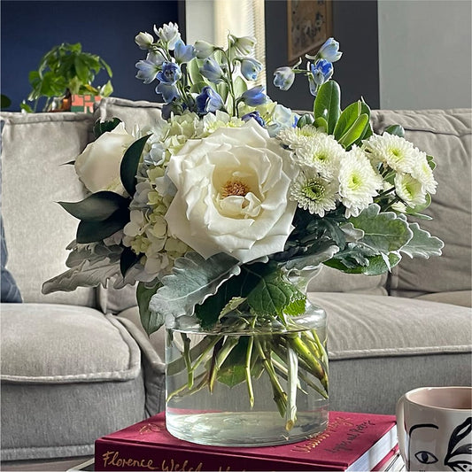 Clear Skies Bouquet – Fleuriste Rive Sud, Longueuil PQ