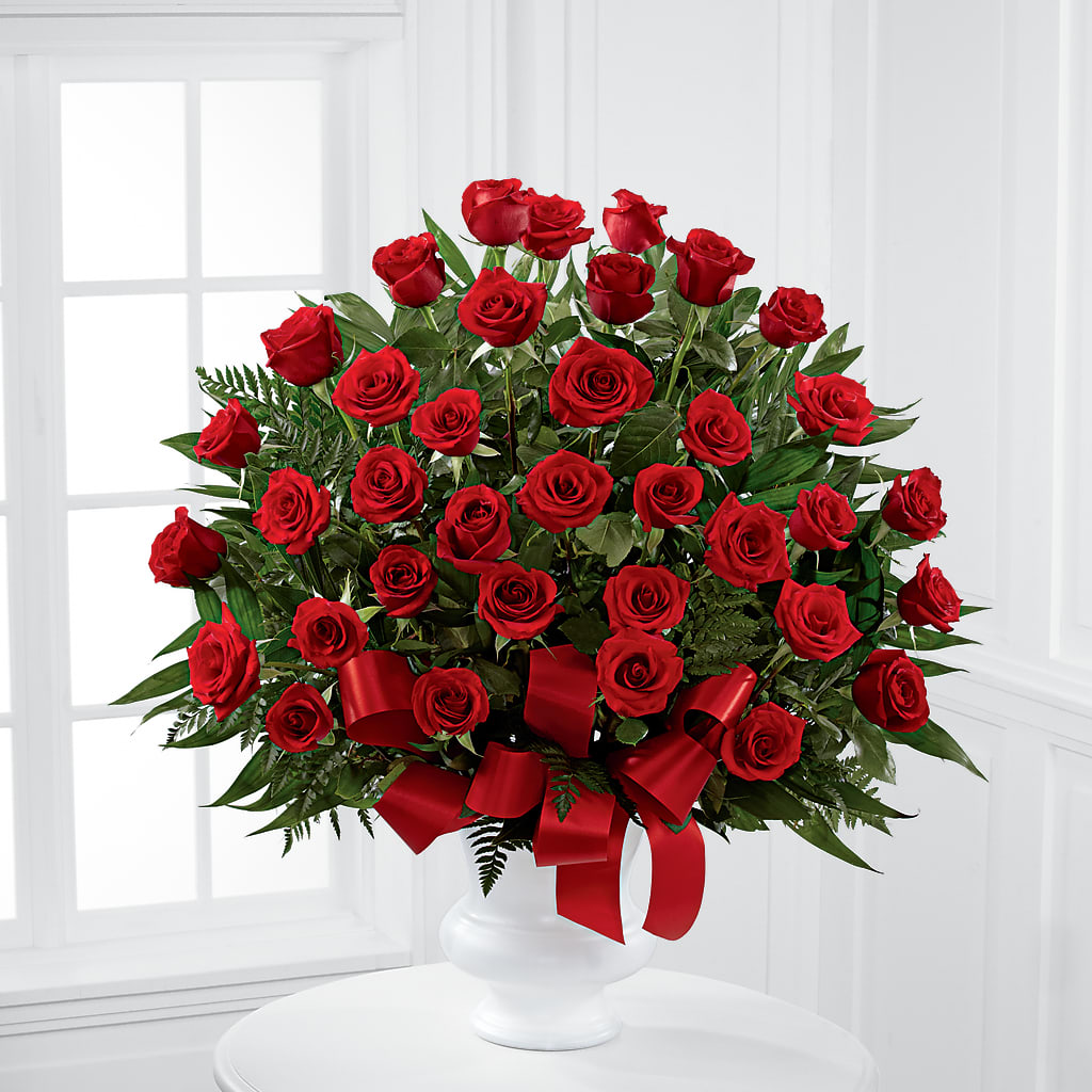 Blessed with Love Arrangement – Fleuriste Rive Sud, Longueuil PQ