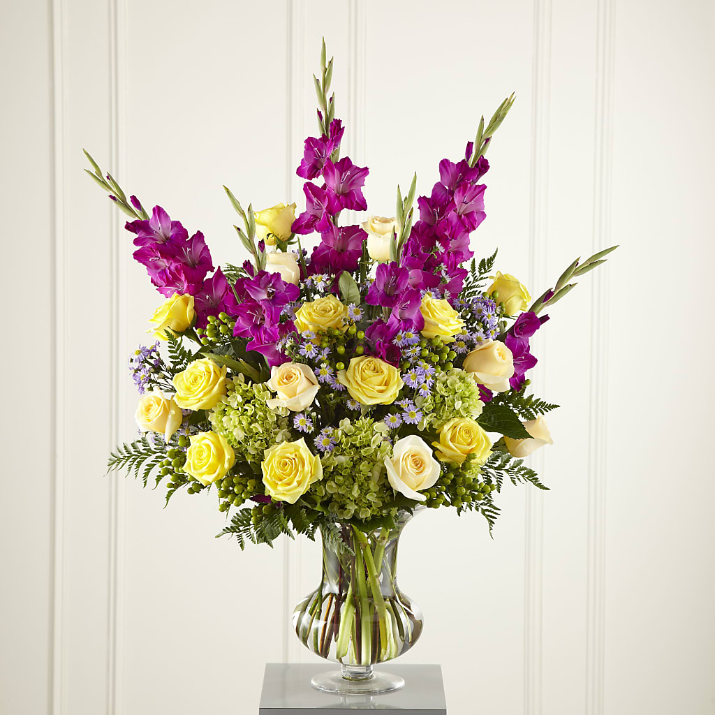 Loveliness Arrangement – Fleuriste Rive Sud, Longueuil PQ