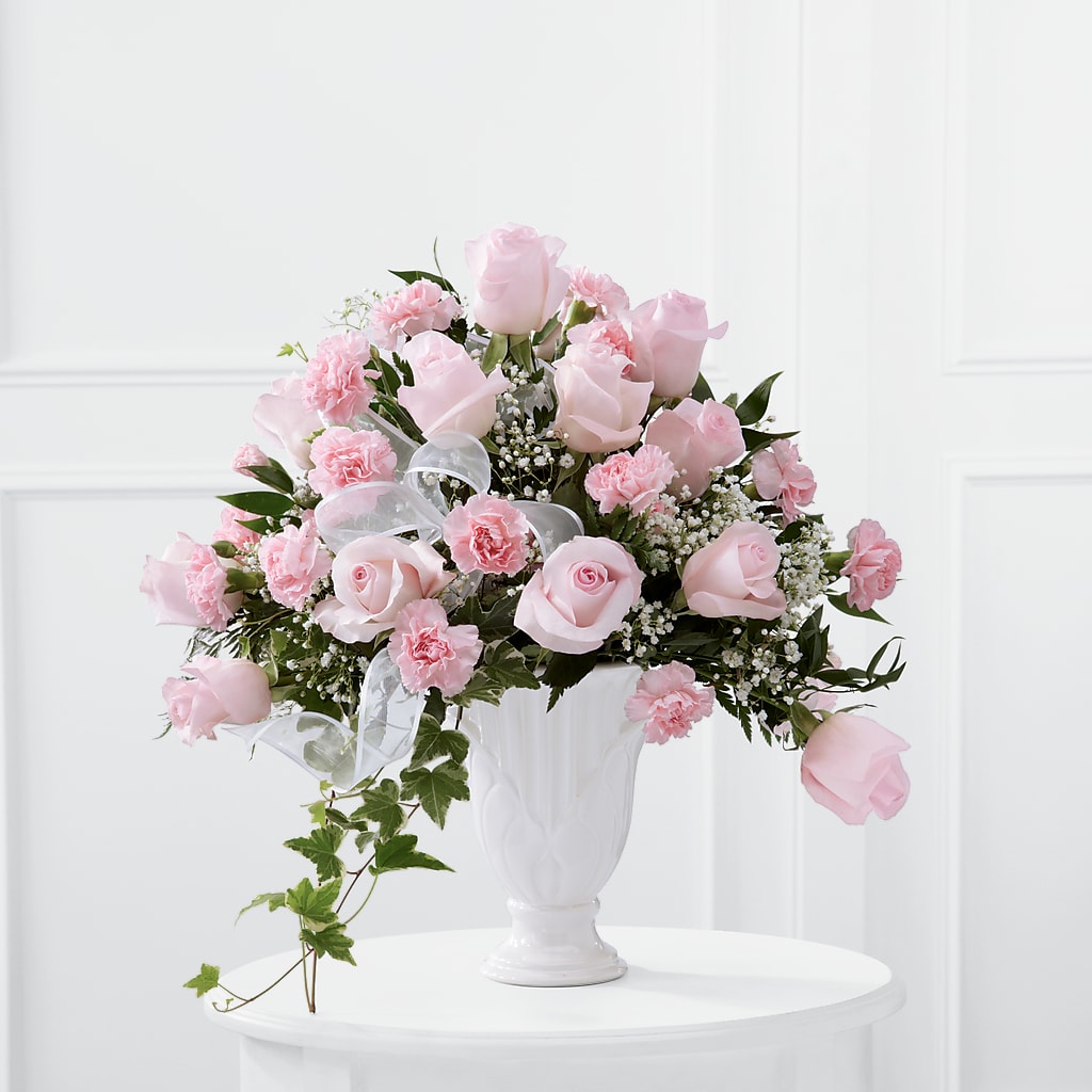 Deepest Sympathy Arrangement – Fleuriste Rive Sud, Longueuil PQ