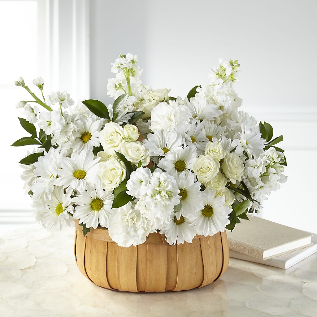 Graceful Garden Basket – Fleuriste Rive Sud, Longueuil PQ