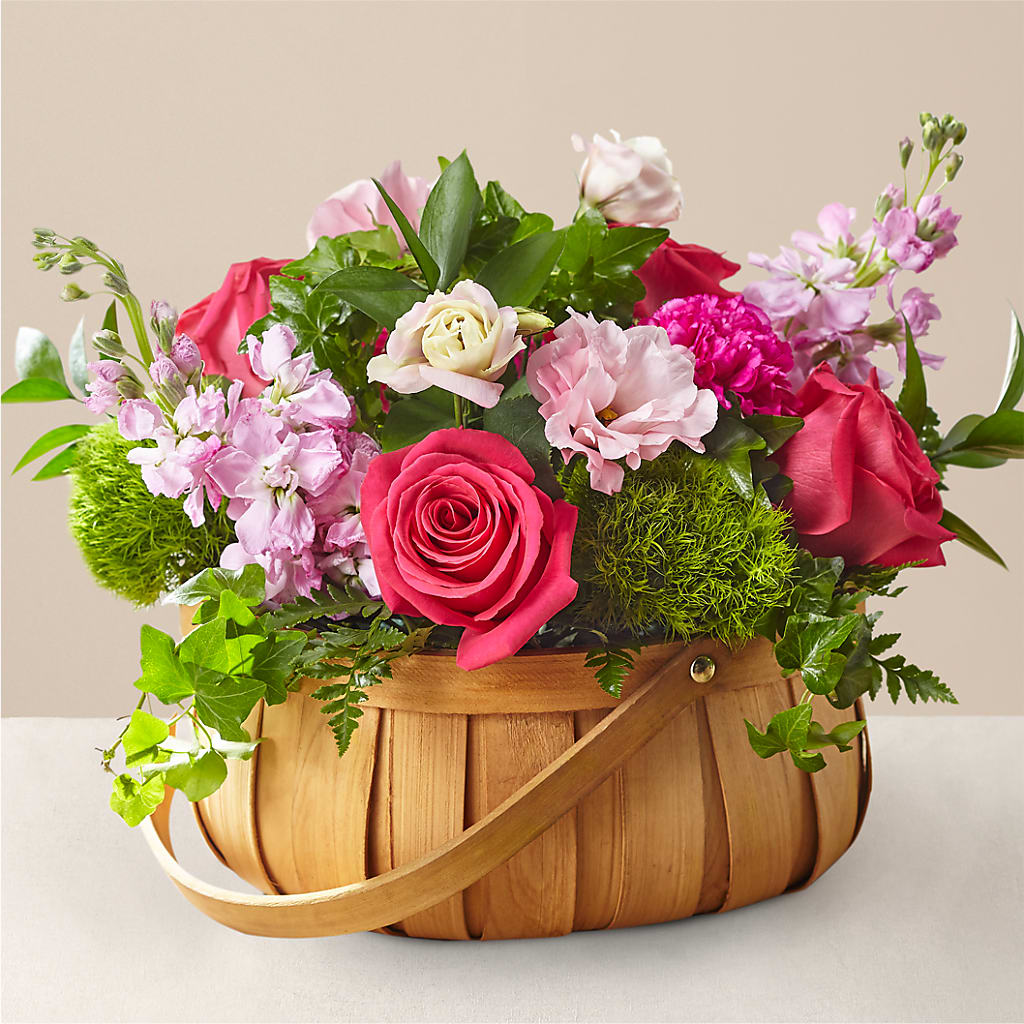 Radiance in Bloom Basket – Fleuriste Rive Sud, Longueuil PQ