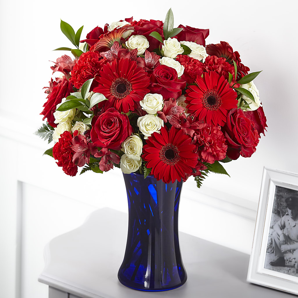 Hearts Embrace Bouquet – Fleuriste Rive Sud, Longueuil PQ