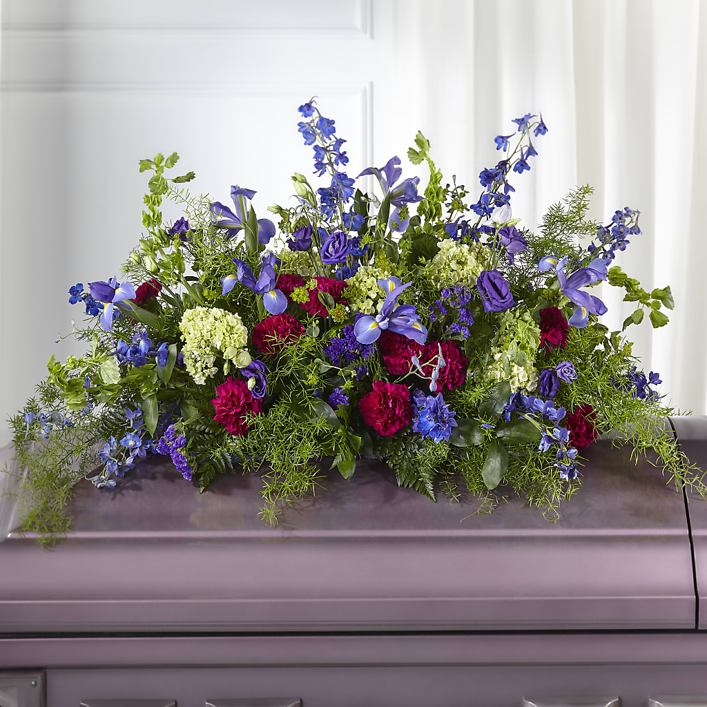 Always Treasured Casket Spray – Fleuriste Rive Sud, Longueuil PQ