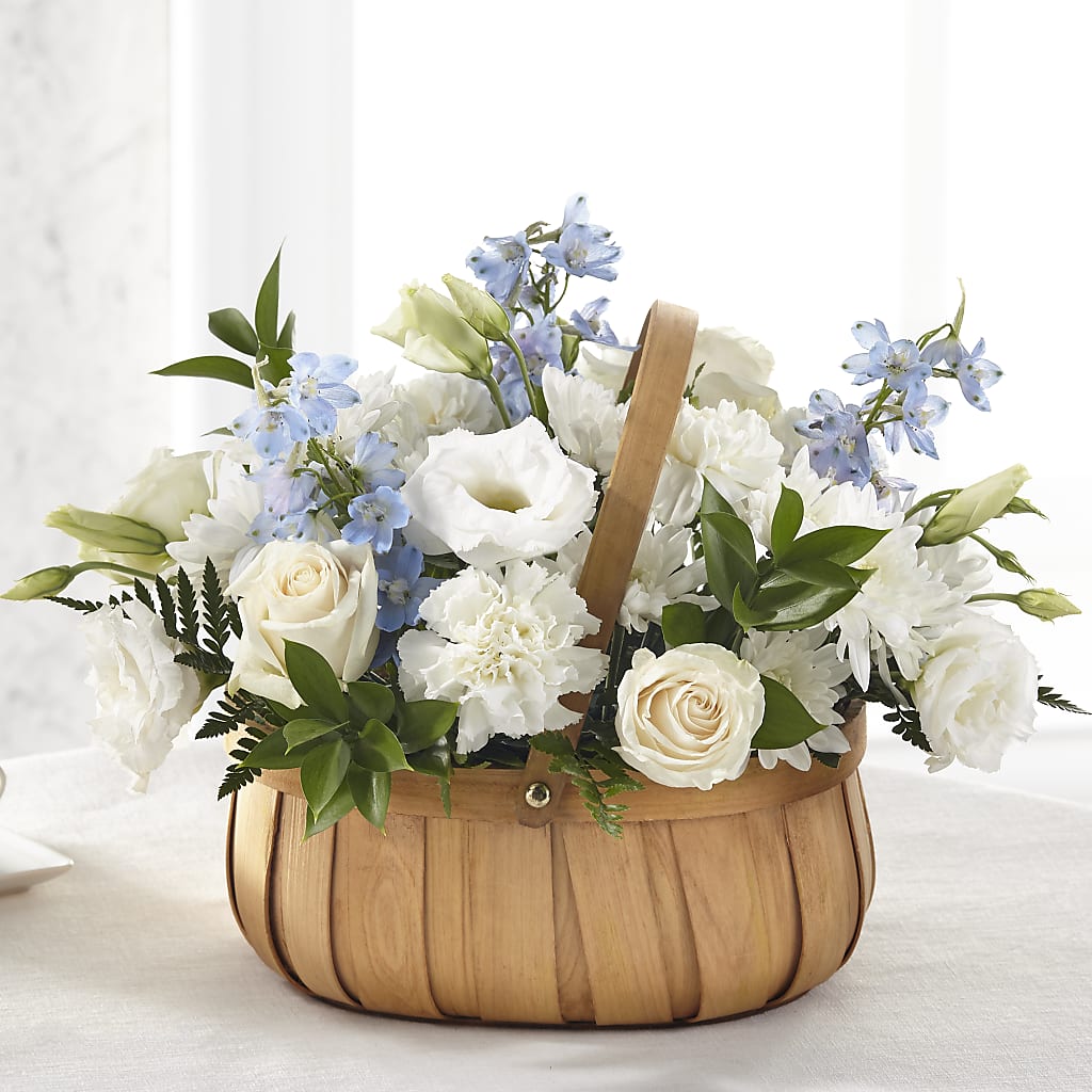 Sincerely Heartfelt Basket – Fleuriste Rive Sud, Longueuil PQ