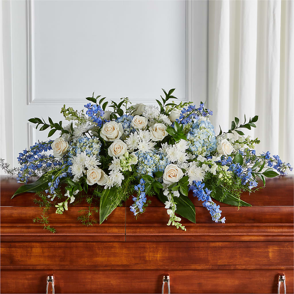Timeless Essence Casket Spray – Fleuriste Rive Sud, Longueuil PQ