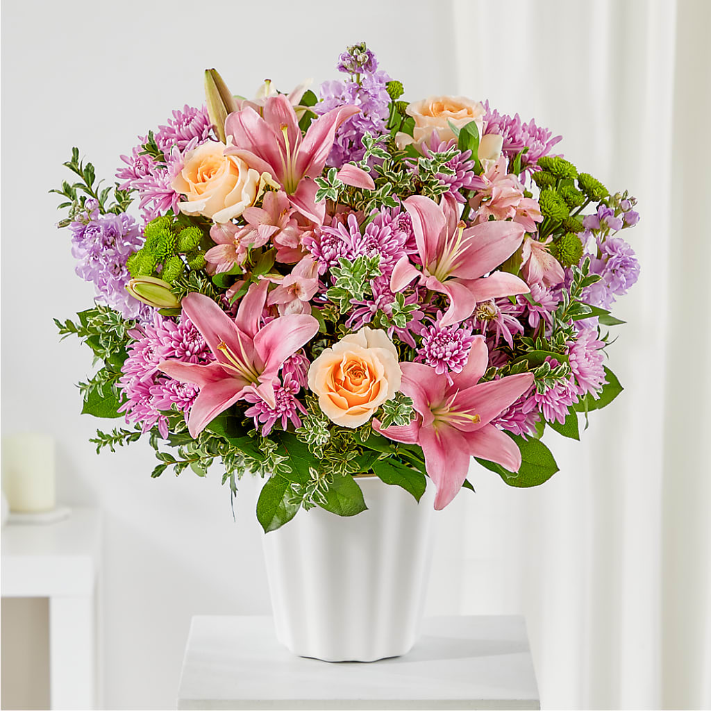 Supportive Embrace Tabletop Basket – Fleuriste Rive Sud, Longueuil PQ