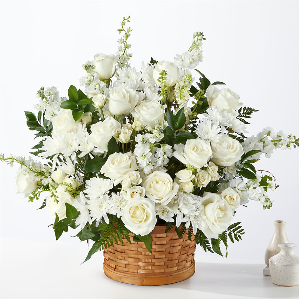 Heartfelt Condolences Arrangement – Fleuriste Rive Sud, Longueuil PQ