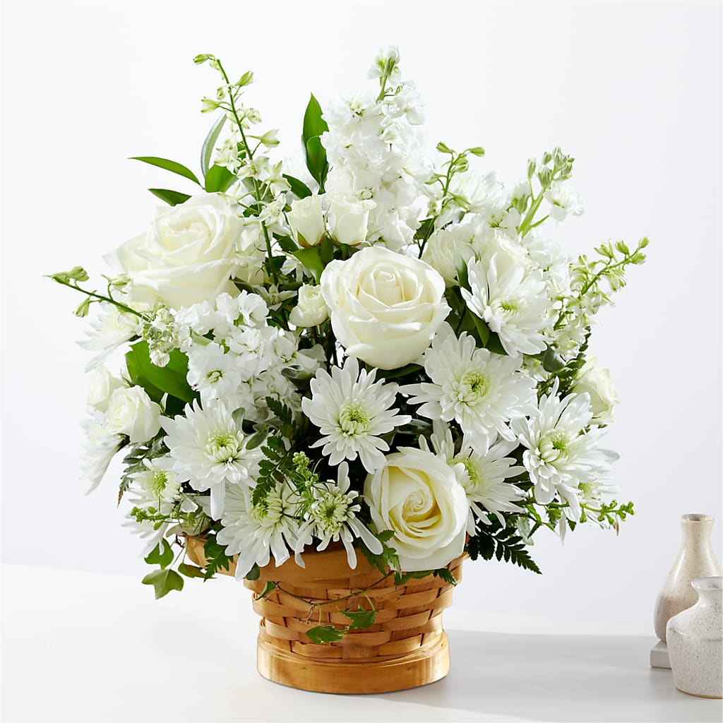 Heartfelt Condolences Arrangement – Fleuriste Rive Sud, Longueuil PQ