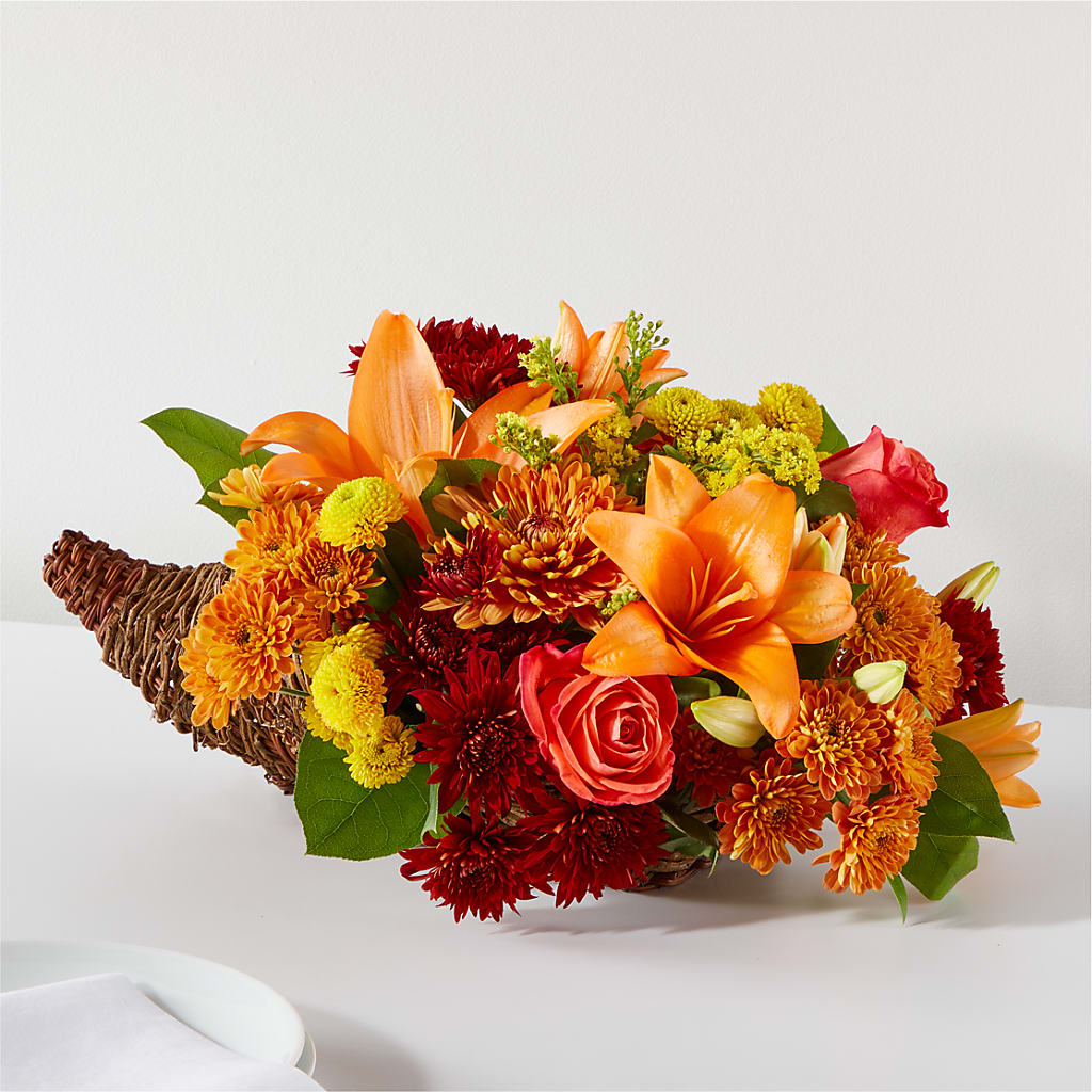 Bouquet of Blessings Cornucopia – Fleuriste Rive Sud, Longueuil PQ