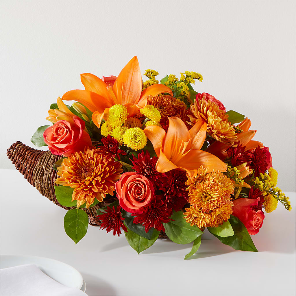 Bouquet of Blessings Cornucopia – Fleuriste Rive Sud, Longueuil PQ