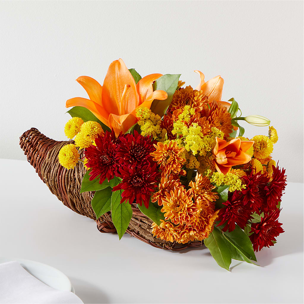Bouquet of Blessings Cornucopia – Fleuriste Rive Sud, Longueuil PQ