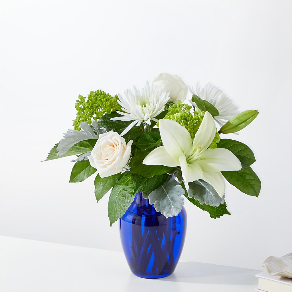 Snowy Dreams Bouquet – Fleuriste Rive Sud, Longueuil PQ