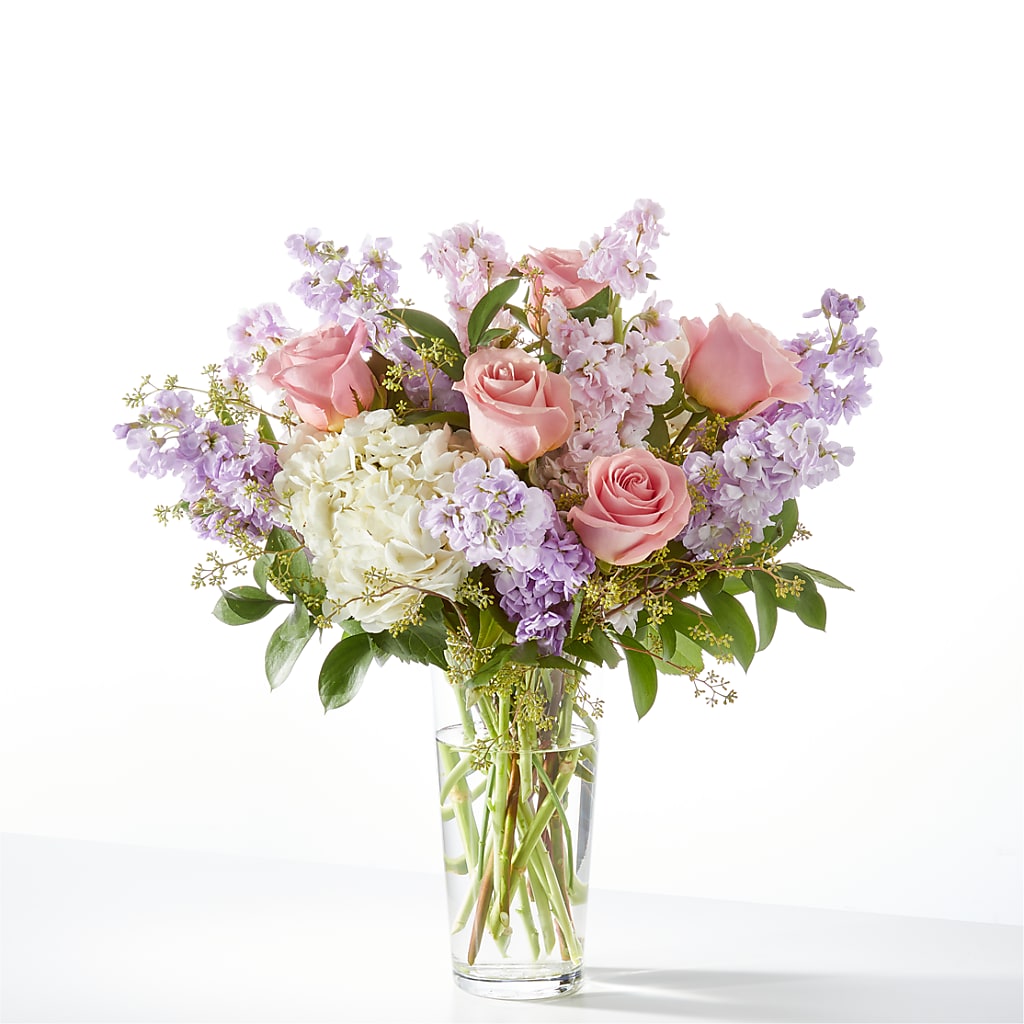 Embraced Bouquet – Fleuriste Rive Sud, Longueuil PQ