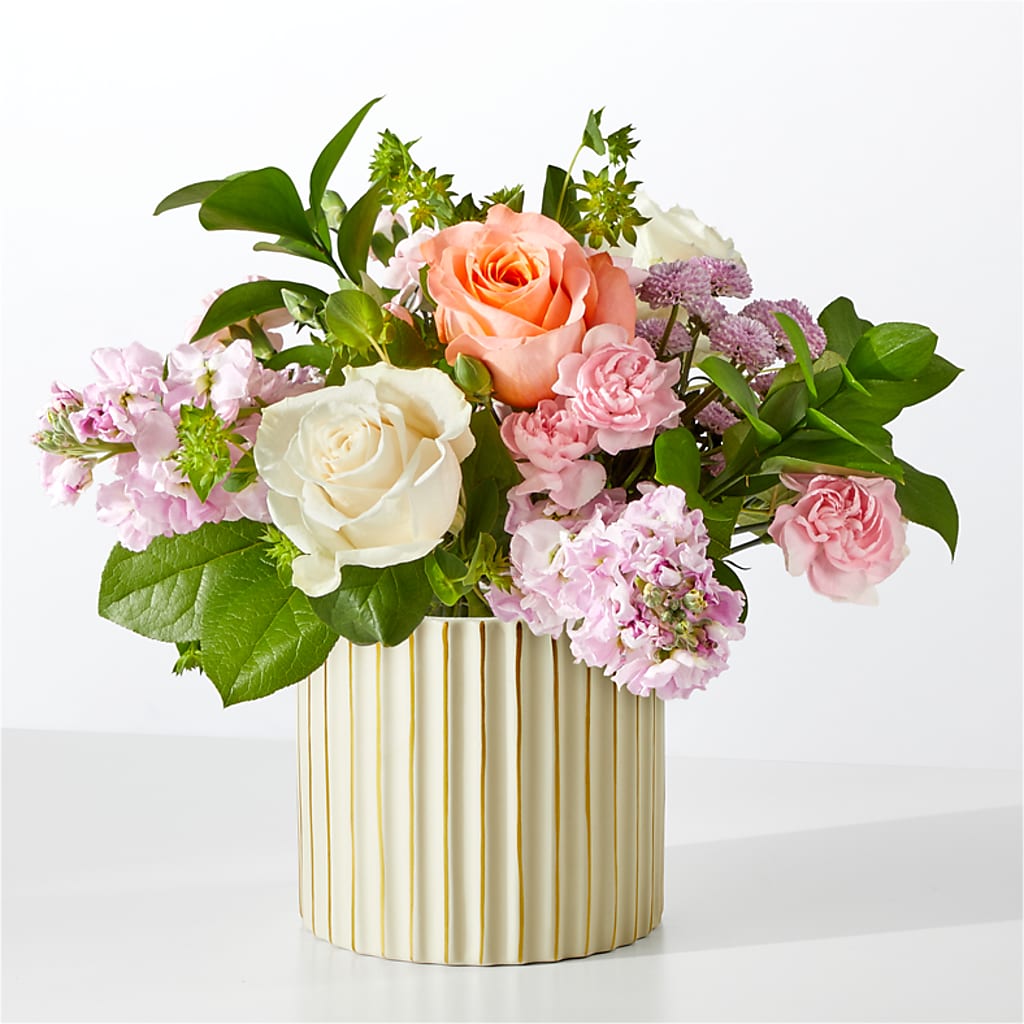 French Market Bouquet with Ivory Vase – Fleuriste Rive Sud, Longueuil PQ
