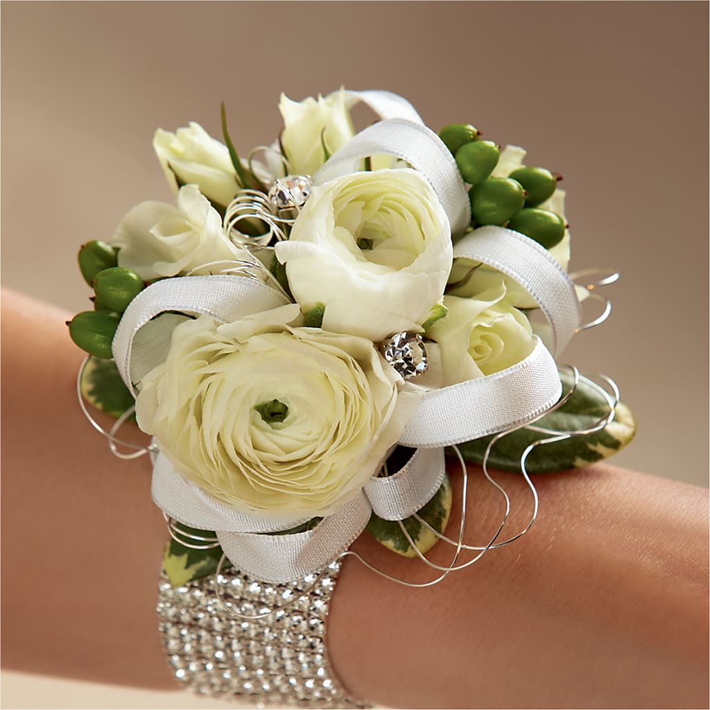 White Wedding Corsage – Fleuriste Rive Sud, Longueuil PQ