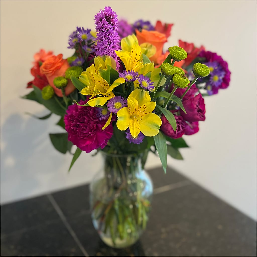 Bold & Bright – A Florist Original –  Fleuriste Rive Sud, Longueuil PQ