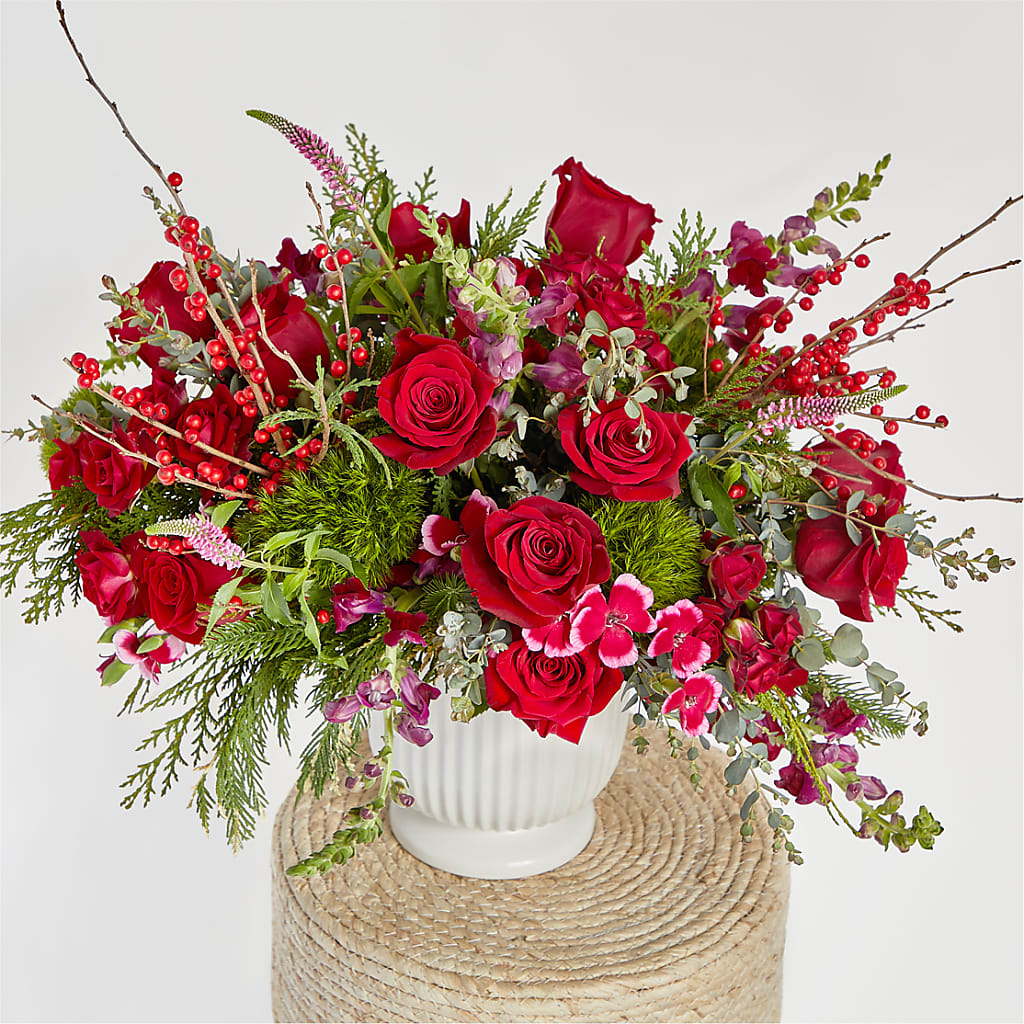 Big Red Bow Bouquet –  Fleuriste Rive Sud, Longueuil PQ
