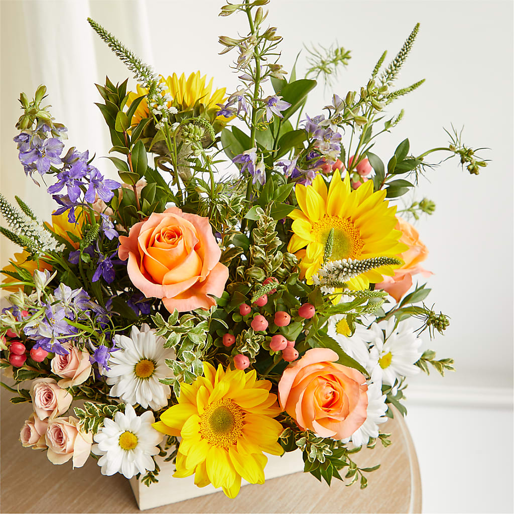 The Good Life Bouquet –  Fleuriste Rive Sud, Longueuil PQ