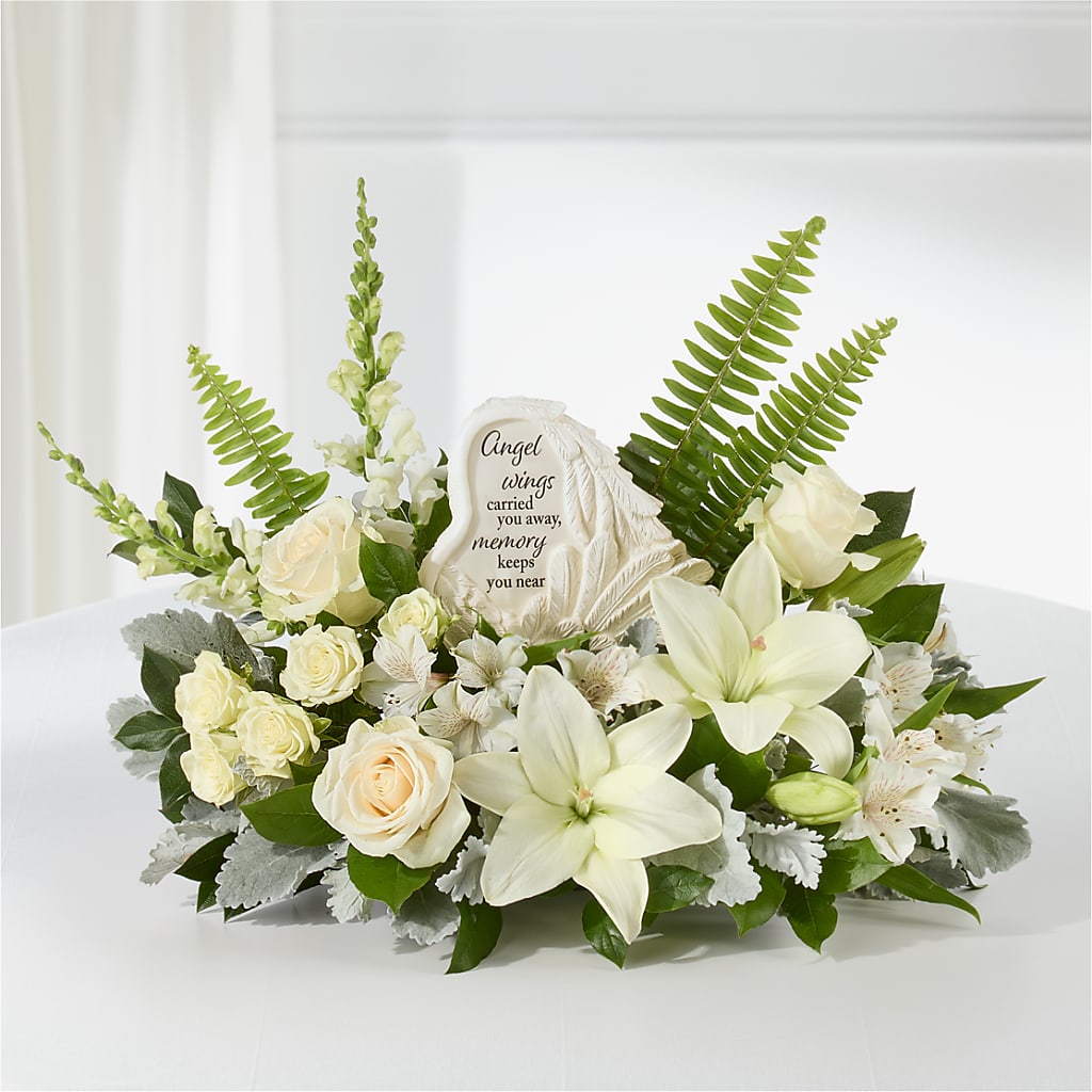Holding You Close Arrangement –  Fleuriste Rive Sud, Longueuil PQ