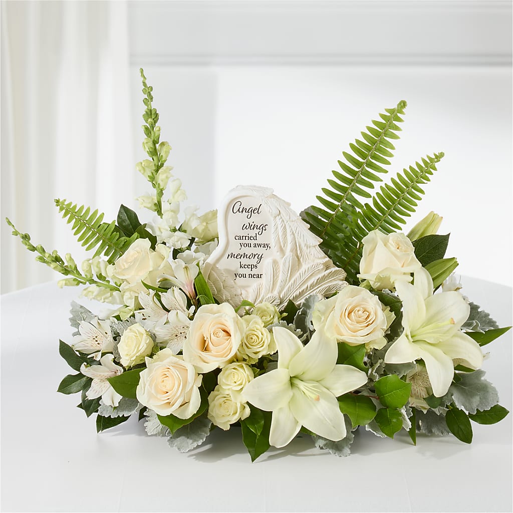 Holding You Close Arrangement –  Fleuriste Rive Sud, Longueuil PQ