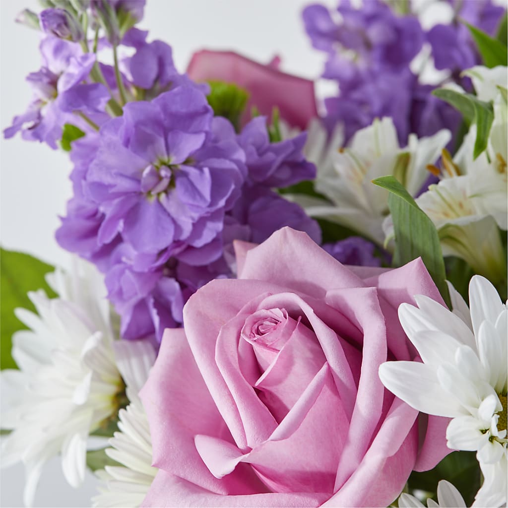 Garden of Peace Bouquet –  Fleuriste Rive Sud, Longueuil PQ