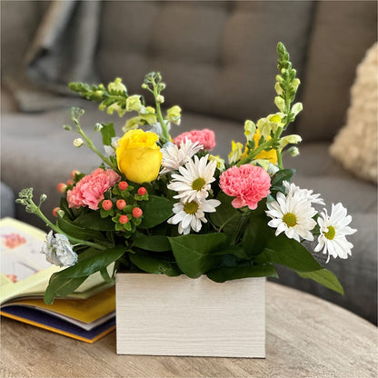 Sun Salutation Box Bouquet –  Fleuriste Rive Sud, Longueuil PQ