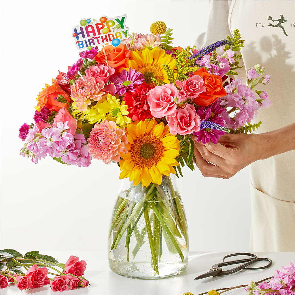 Cue the Confetti - A Florist Original –  Fleuriste Rive Sud, Longueuil PQ