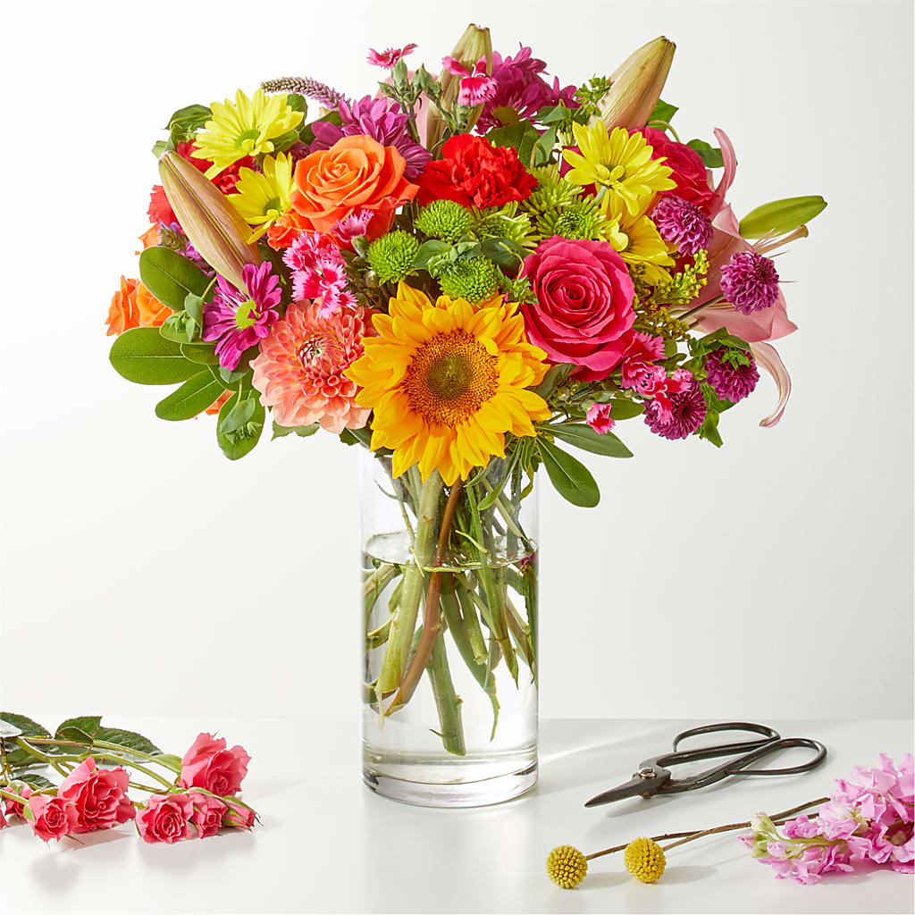 Cue the Confetti - A Florist Original –  Fleuriste Rive Sud, Longueuil PQ