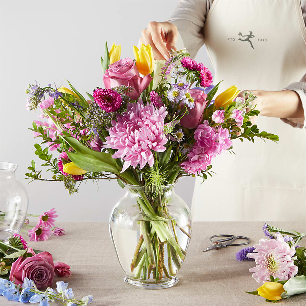 Pastel Tradition - A Florist Original –  Fleuriste Rive Sud, Longueuil PQ