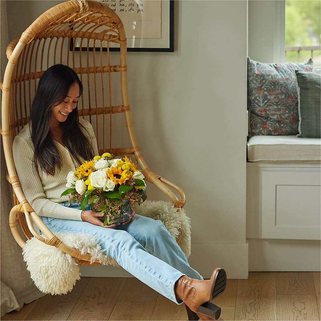 Luminous Morning Bouquet –  Fleuriste Rive Sud, Longueuil PQ