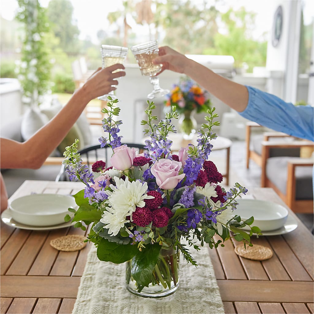 Violet Frost Bouquet –  Fleuriste Rive Sud, Longueuil PQ