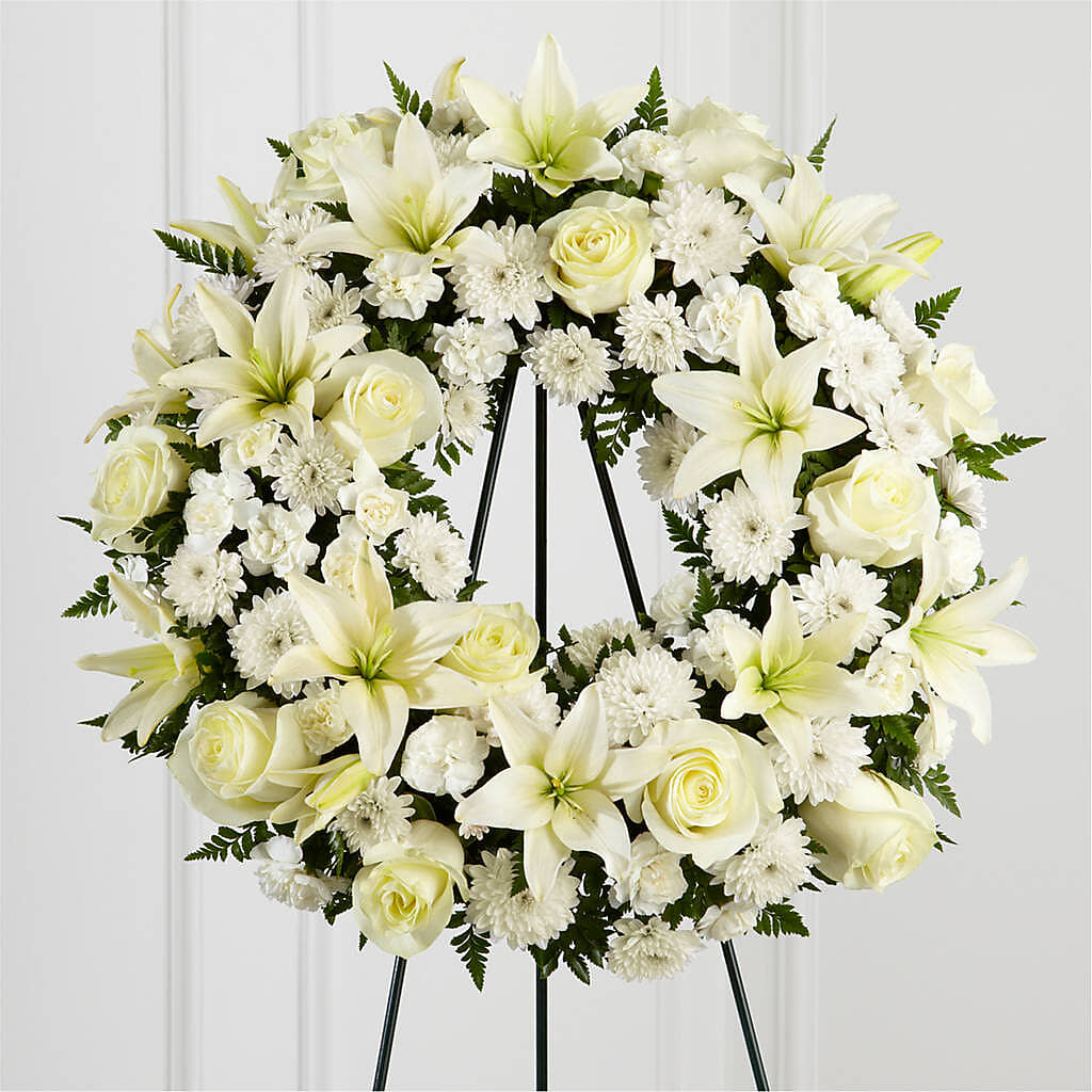 Treasured Tribute Wreath –  Fleuriste Rive Sud, Longueuil PQ