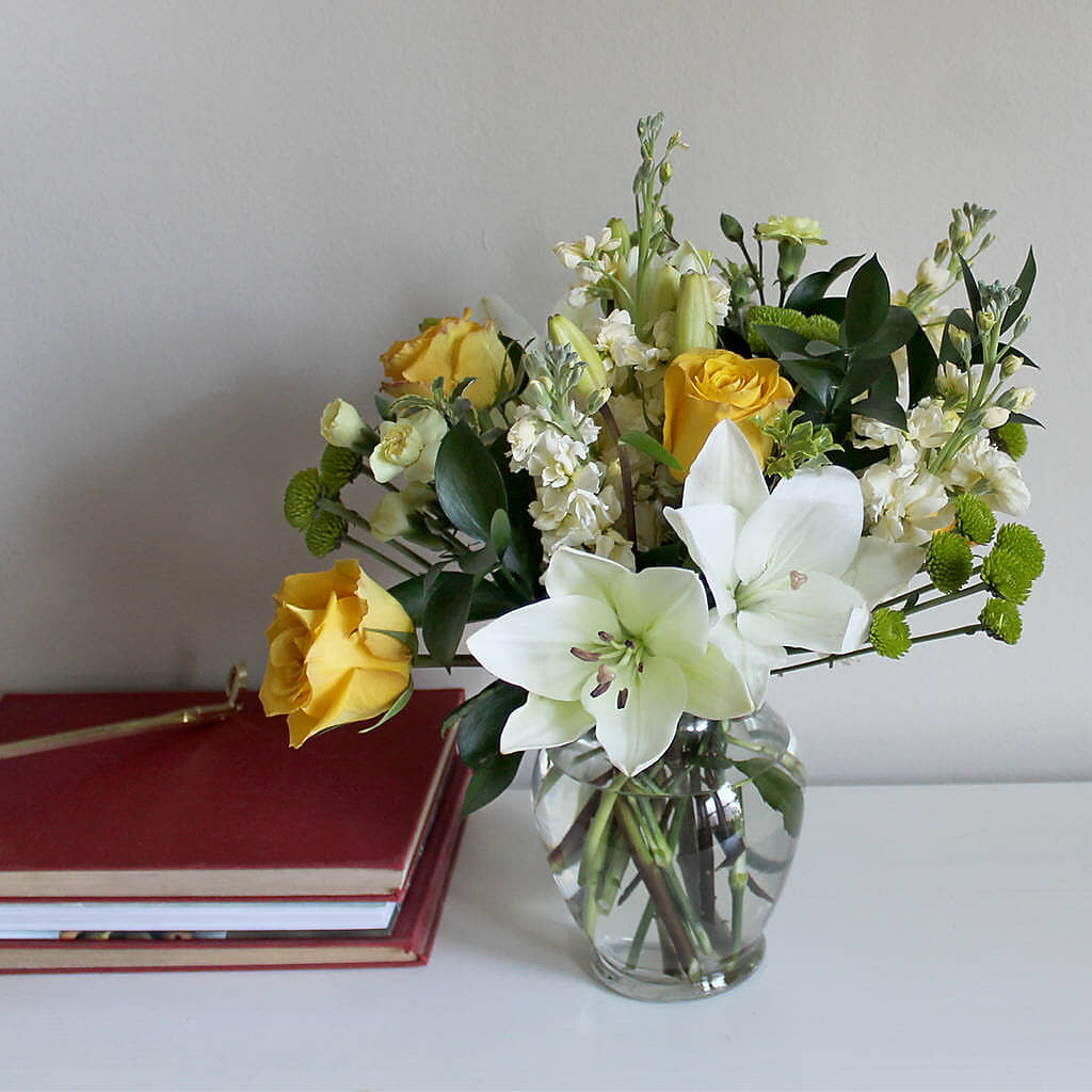 Hope & Serenity Bouquet –  Fleuriste Rive Sud, Longueuil PQ