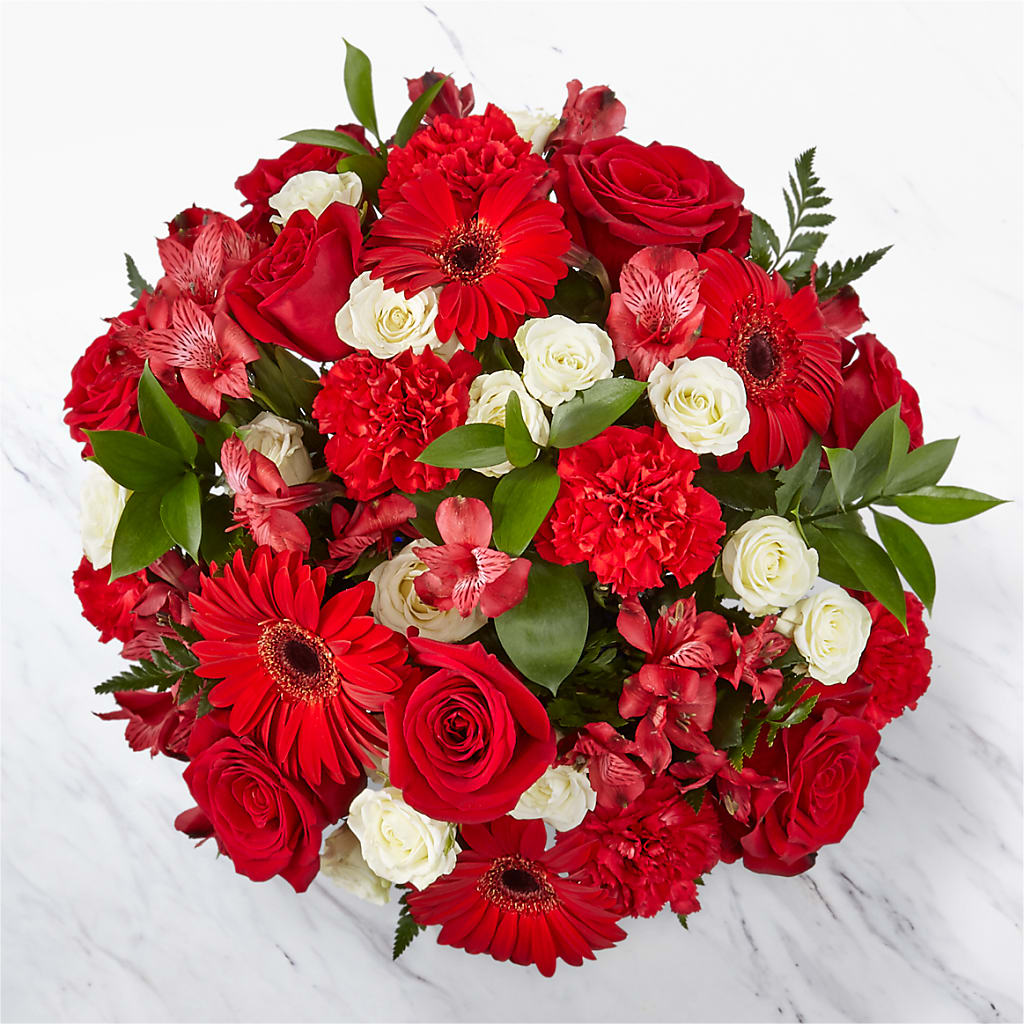Hearts Embrace Bouquet –  Fleuriste Rive Sud, Longueuil PQ