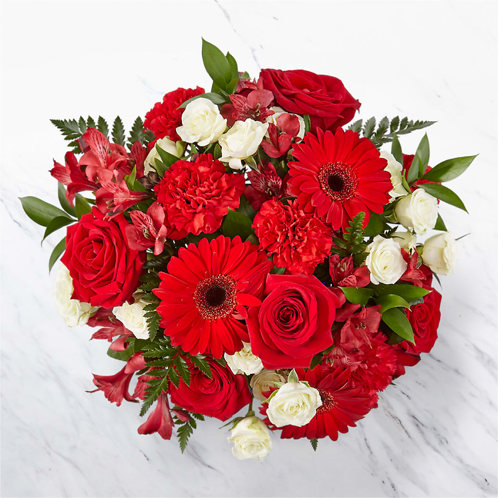 Hearts Embrace Bouquet –  Fleuriste Rive Sud, Longueuil PQ
