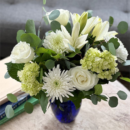 Snowy Dreams Bouquet –  Fleuriste Rive Sud, Longueuil PQ