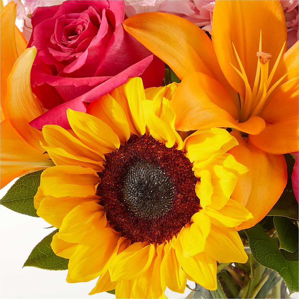 In Full Swing Bouquet –  Fleuriste Rive Sud, Longueuil PQ