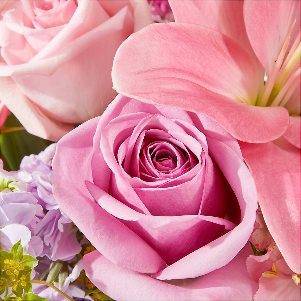 The Crown Jewel Bouquet –  Fleuriste Rive Sud, Longueuil PQ