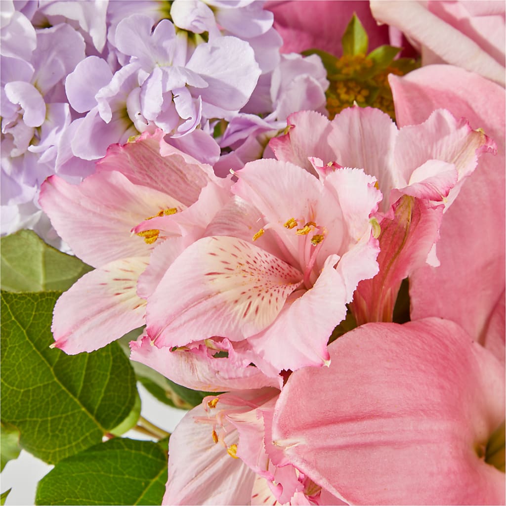 The Crown Jewel Bouquet –  Fleuriste Rive Sud, Longueuil PQ