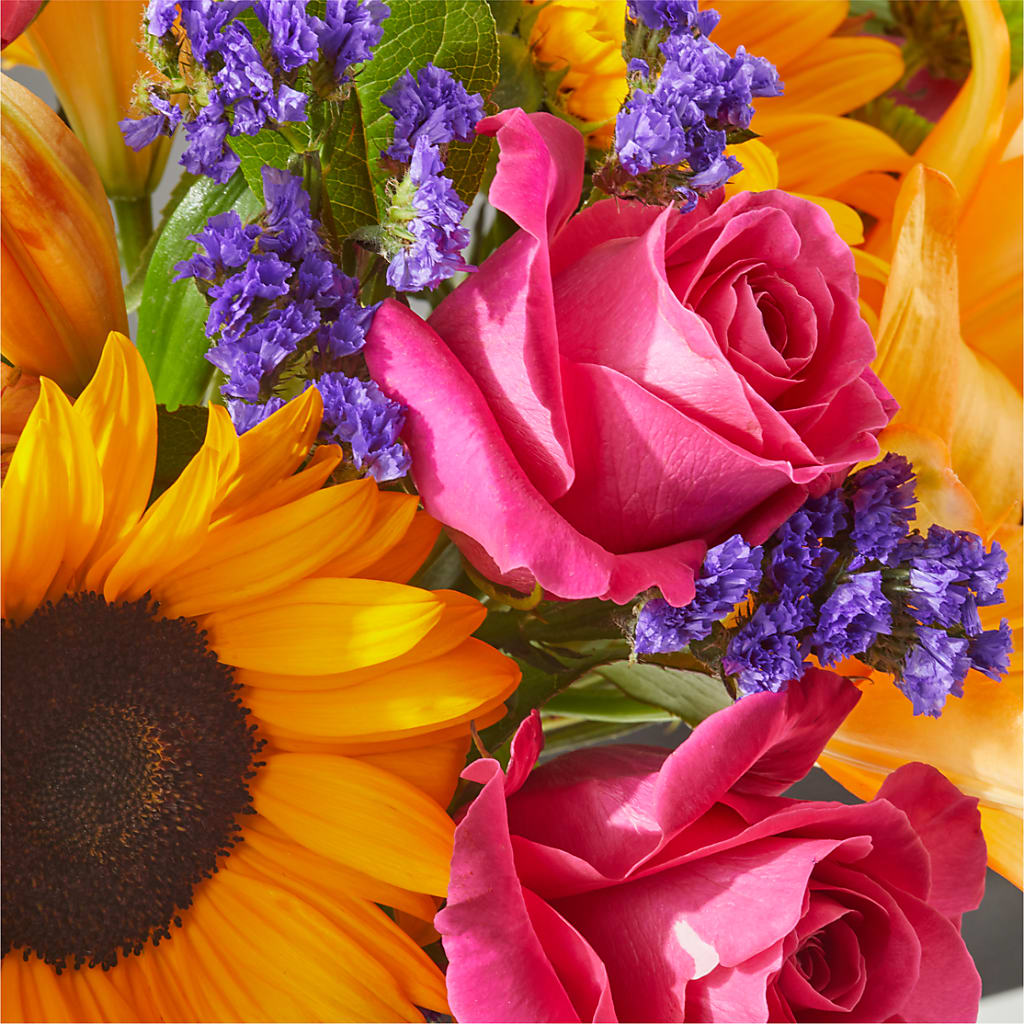 Joyful Bouquet –  Fleuriste Rive Sud, Longueuil PQ