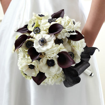 To Have and To Hold Bouquet –  Fleuriste Rive Sud, Longueuil PQ